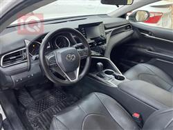 تۆیۆتا کامری